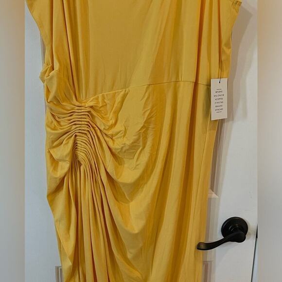 Eloquii Gathered Ruched Side High Slit Golden Yellow Dress - NWT - 22W - Picture 3 of 9